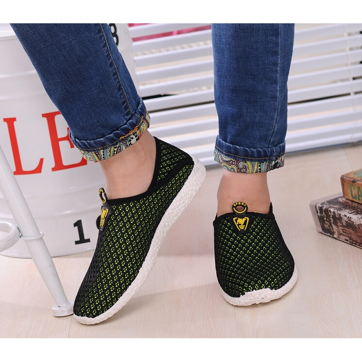 sepatu slip on mesh pria size 41 black green jakartanotebook sepatu slip on mesh pria size 41 black green jakartanotebook