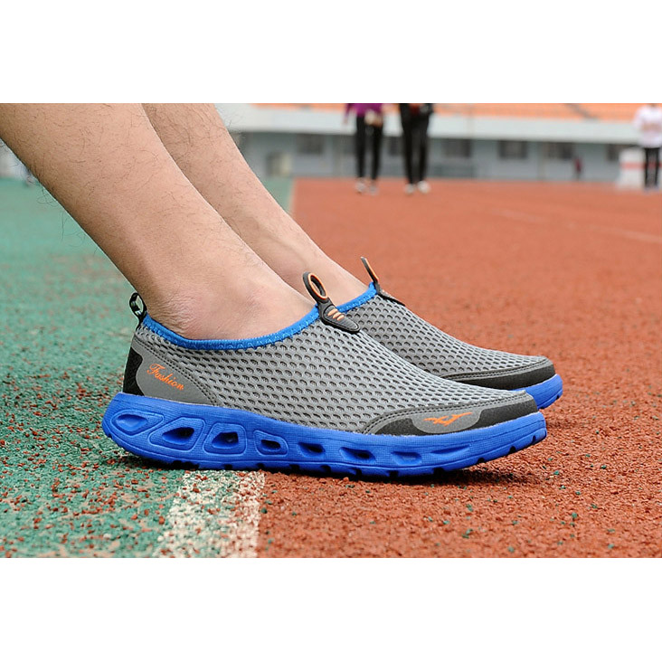 Sepatu Slip On Sport Pria Size 39 Blue JakartaNotebook com
