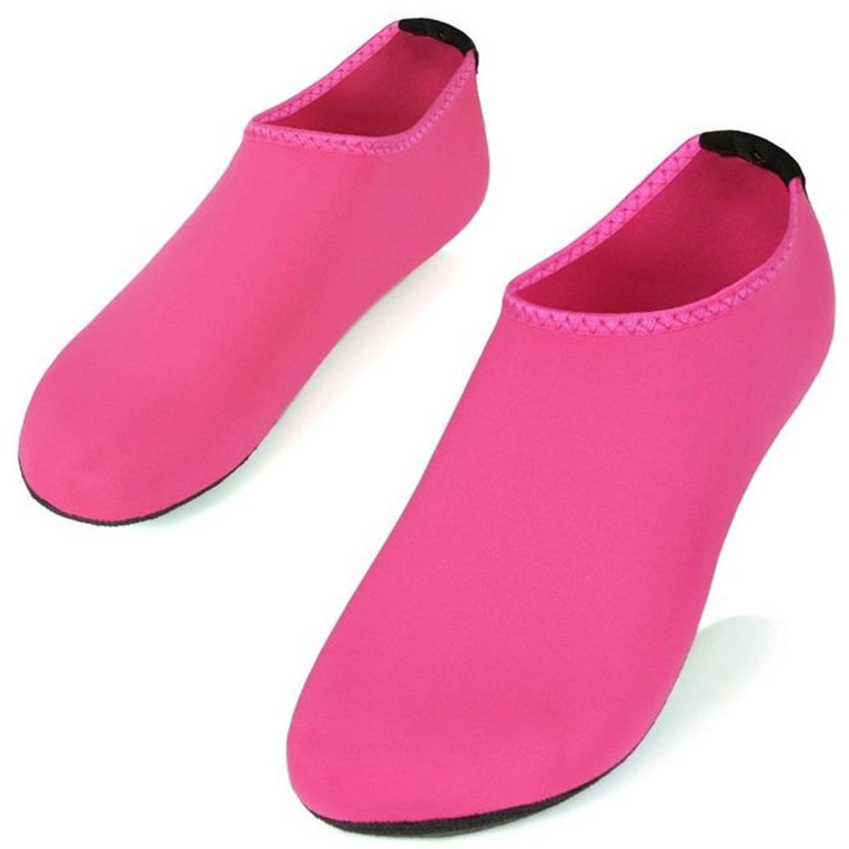 sepatu pantai slip on size s pink jakartanotebook sepatu pantai slip on size s pink jakartanotebook
