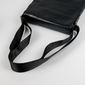 Rhodey Tas Selempang Messenger Bag Large Pria dengan Dompet - 898 - Black - 8