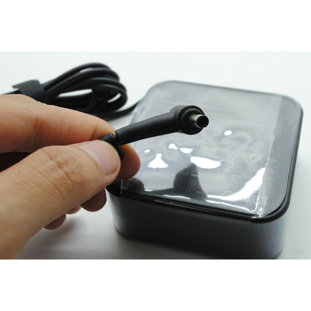 Adaptor Asus 19v 3 42a Square Shape Pin Central Black Jakartanotebook Com