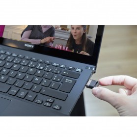 Sony USM32SA1 MicroVault USB Flash Drive OTG - 32GB - Black - 5