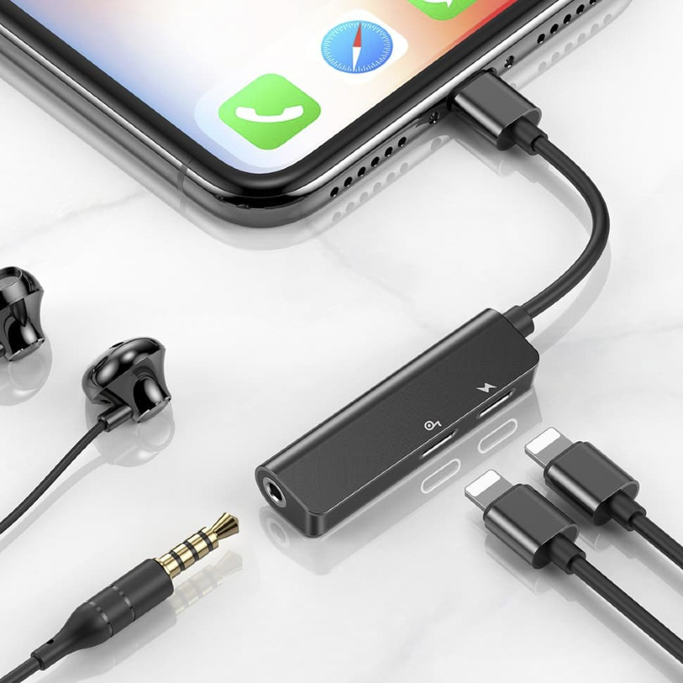 Baseus Adaptor Lightning Male to Dual Lightning Female & 3.5 mm Female