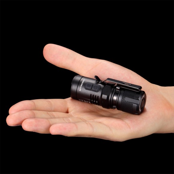 NITECORE EC11 Senter LED CREE XM-L2 U2 900 Lumens - Black