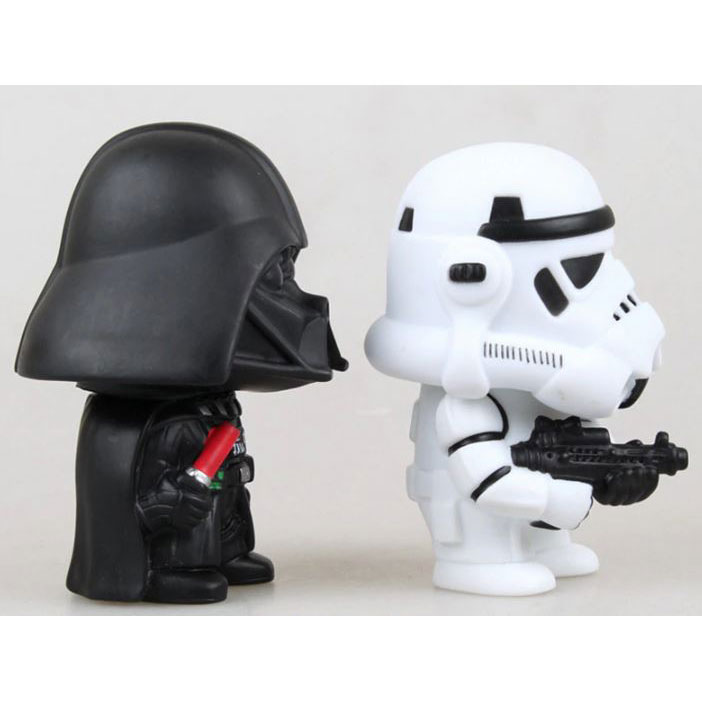 Gambar produk Boneka Goyang Mobil Action Figure Stormtrooper Star Wars Series - Q Version