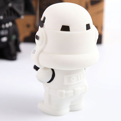 Gambar produk Boneka Goyang Mobil Action Figure Stormtrooper Star Wars Series - Q Version