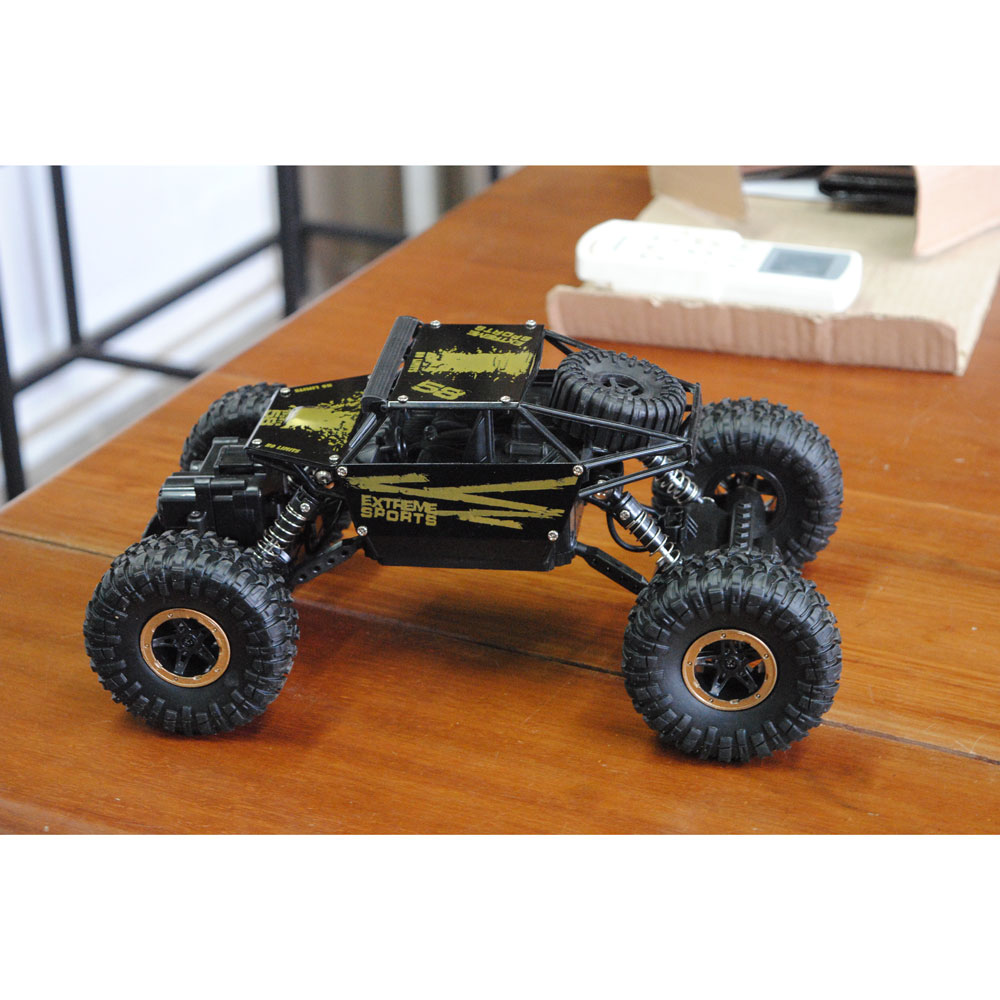 rock crawler monster truck