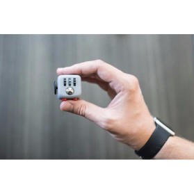 Mainan Pelepas Stress Fidget Cube - Black/Red - 10