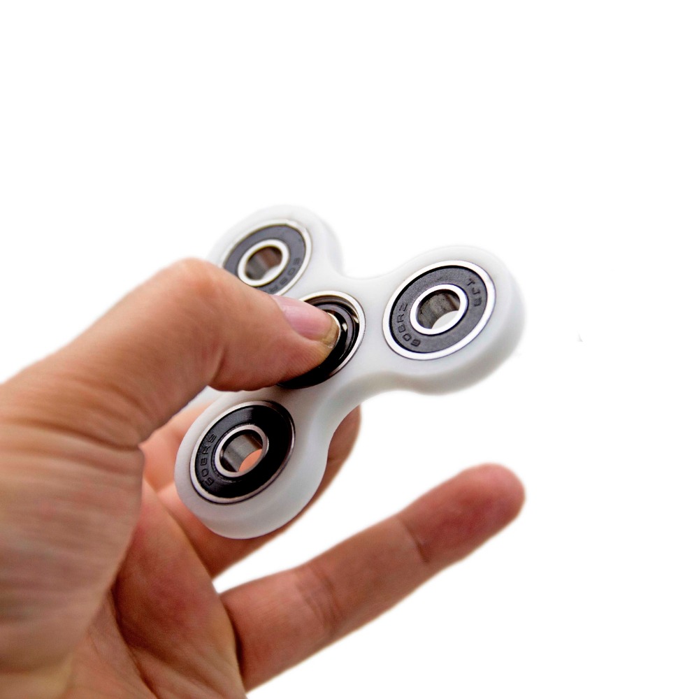 tri fidget spinner 5 minute spin black jakartanotebook tri fidget spinner 5 minute spin black jakartanotebook