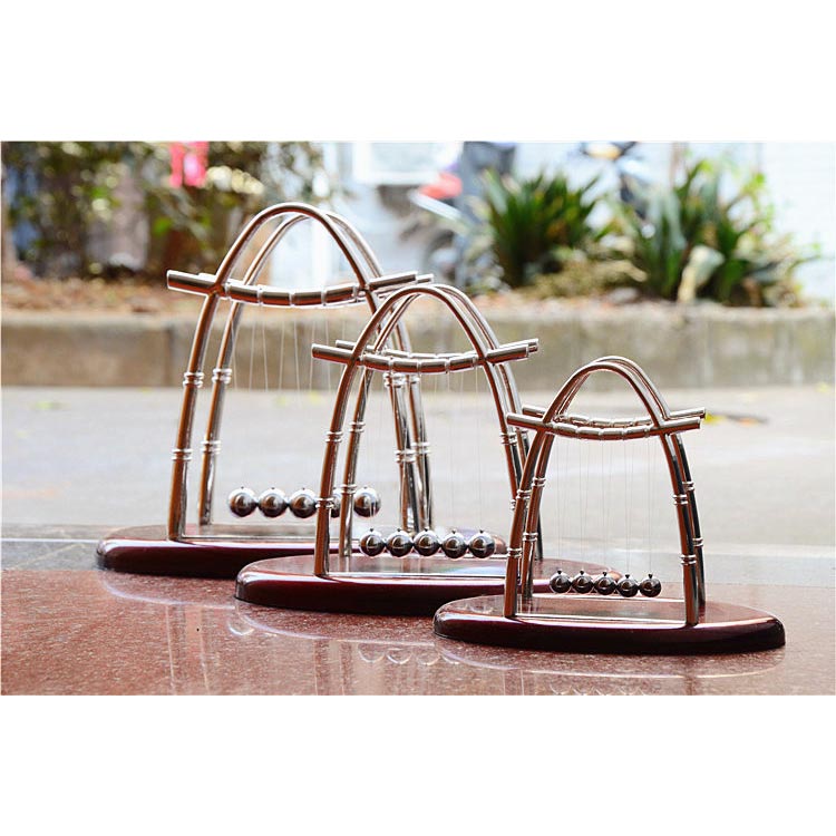  Pajangan  Meja  Pendulum Newton Model  Arched Size M Brown 
