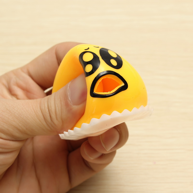 Gudetama Muntah Slime Squishy  Anti Stress Ball Orange 