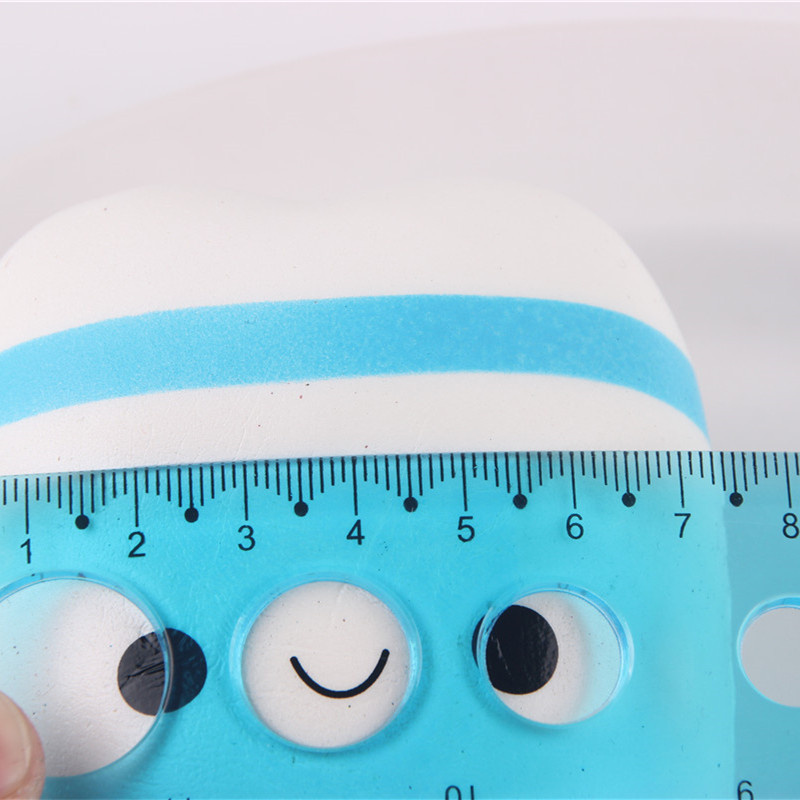 Squishy Anti Stress Bentuk Gigi - White/Blue - JakartaNotebook.com