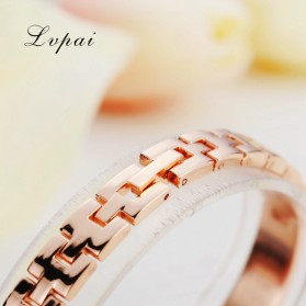 LVPAI Jam Tangan Analog Wanita - LP025 - Rose Gold/Black - 2