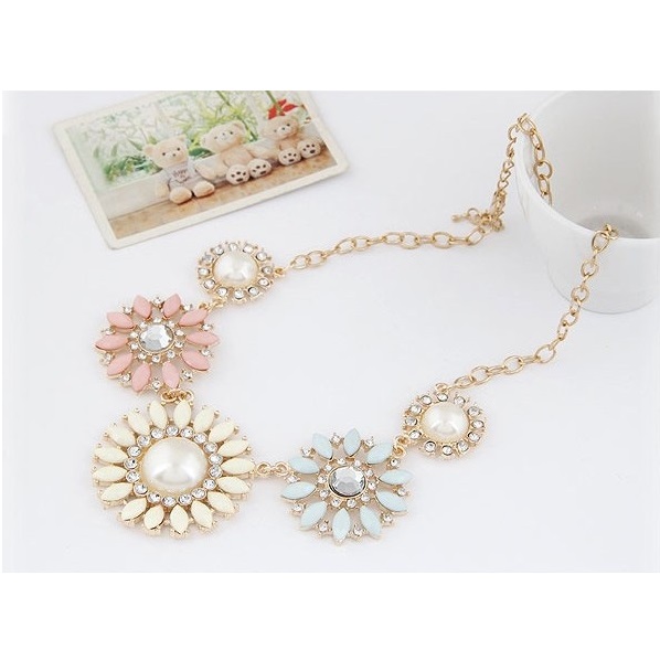 small flower necklace kalung wanita white pink jakartanotebook small flower necklace kalung wanita white pink jakartanotebook