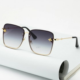 JackJad Kacamata Classic Stylis Sunglasses - A104 - Gray