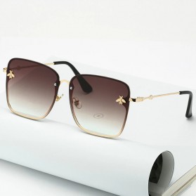 JackJad Kacamata Classic Stylis Sunglasses - A104 - Brown
