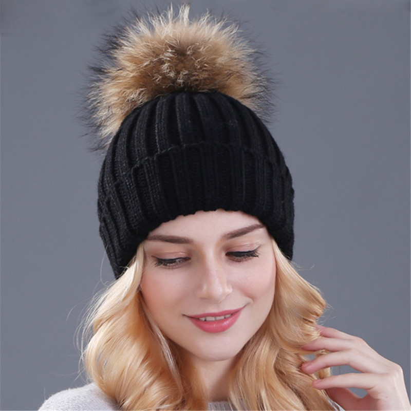 kupluk winter wanita model pom pom black jakartanotebook kupluk winter wanita model pom pom black jakartanotebook