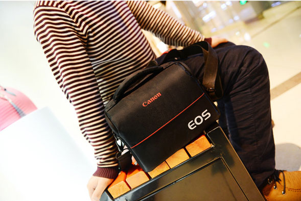 eos tas selempang kamera dslr for canon nikon black eos tas selempang kamera dslr for canon nikon black