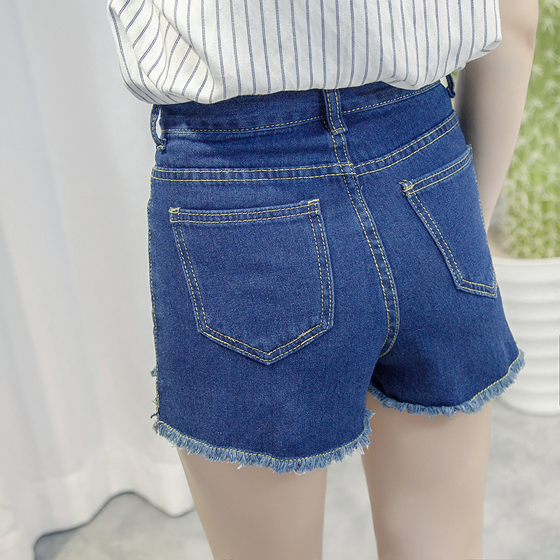 Hot Pants Denim Wanita Size M - White - JakartaNotebook.com