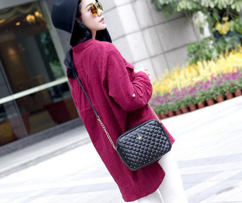 tas selempang wanita model rivet black jakartanotebook tas selempang wanita model rivet black jakartanotebook
